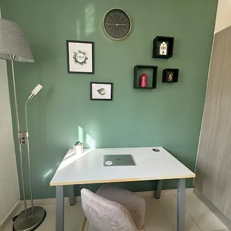 28 Retreat - 1 Minute To Sea Apartment Gzira