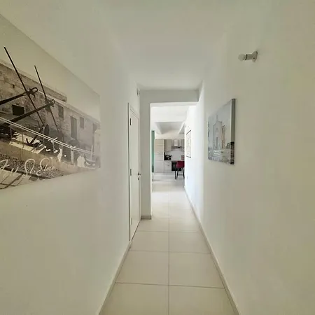 28 Retreat - 1 Minute To Sea Apartment