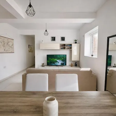 28 Retreat - 1 Minute To Sea 아파트