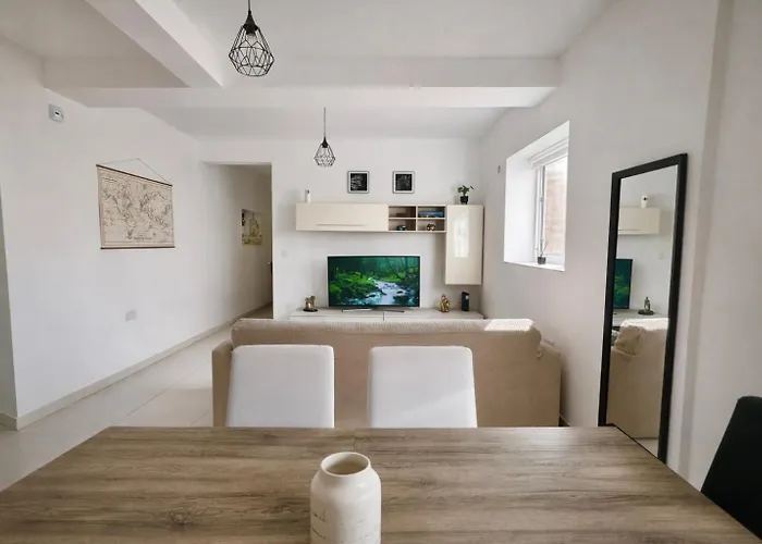 28 Retreat - 1 Minute To Sea Apartamento